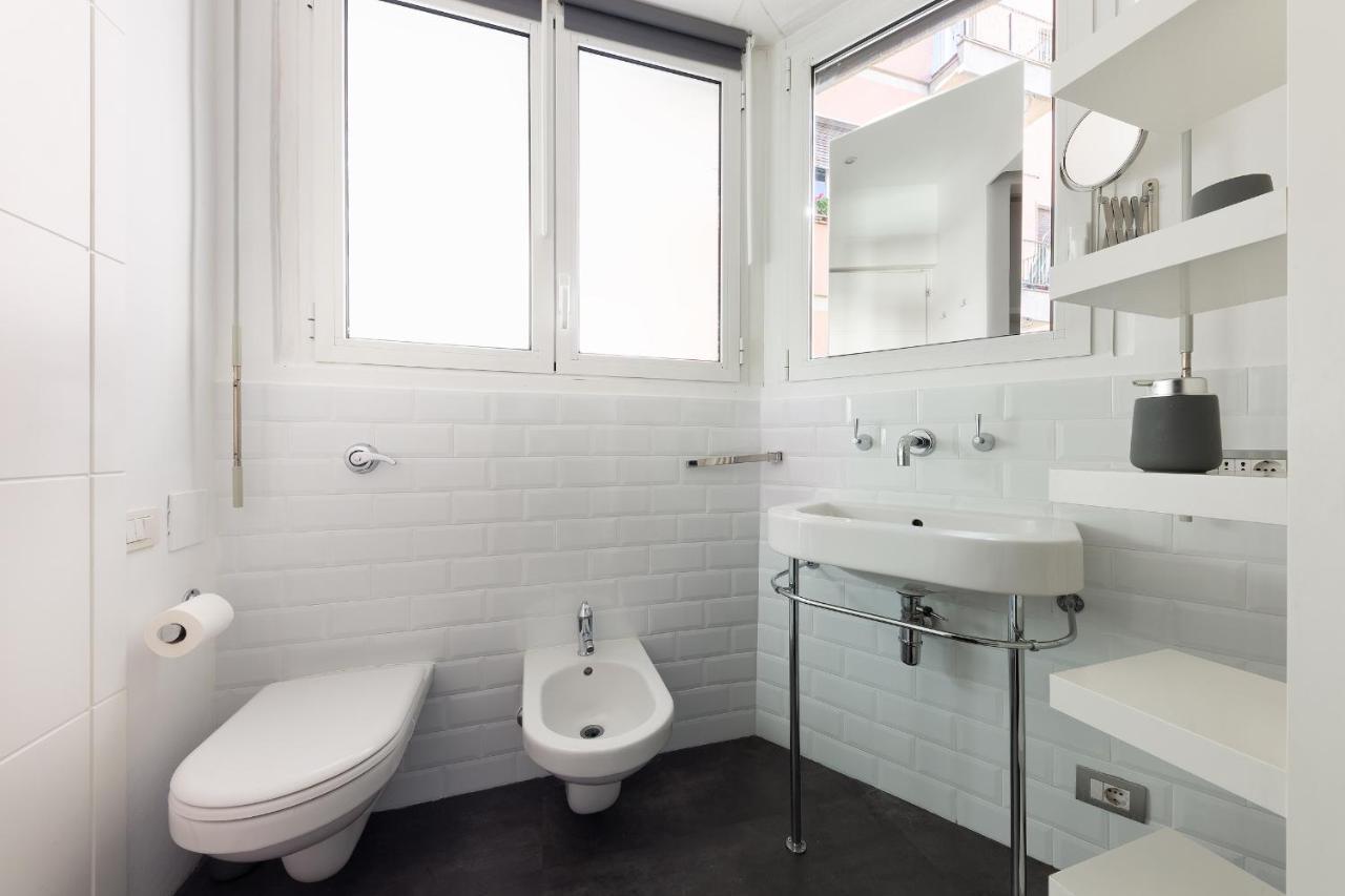 Hl Apartment - Brera, Garibaldi, Moscova, Duomo, Montenapoleone Milano Dış mekan fotoğraf